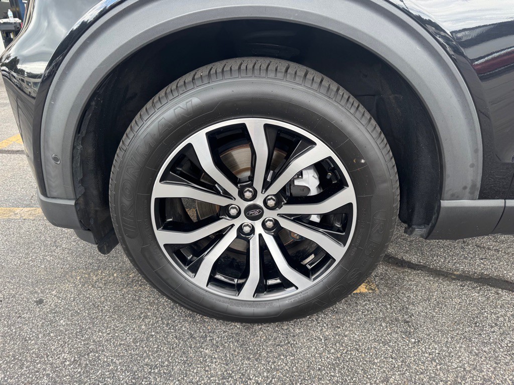 2020 Ford Explorer Image 26