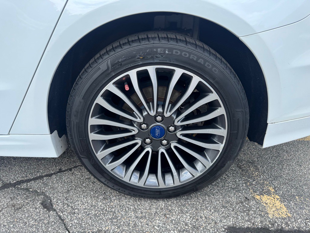 2017 Ford Fusion Image 22