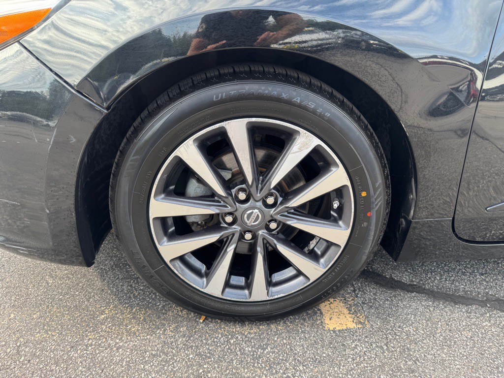 2016 Nissan Altima Image 22