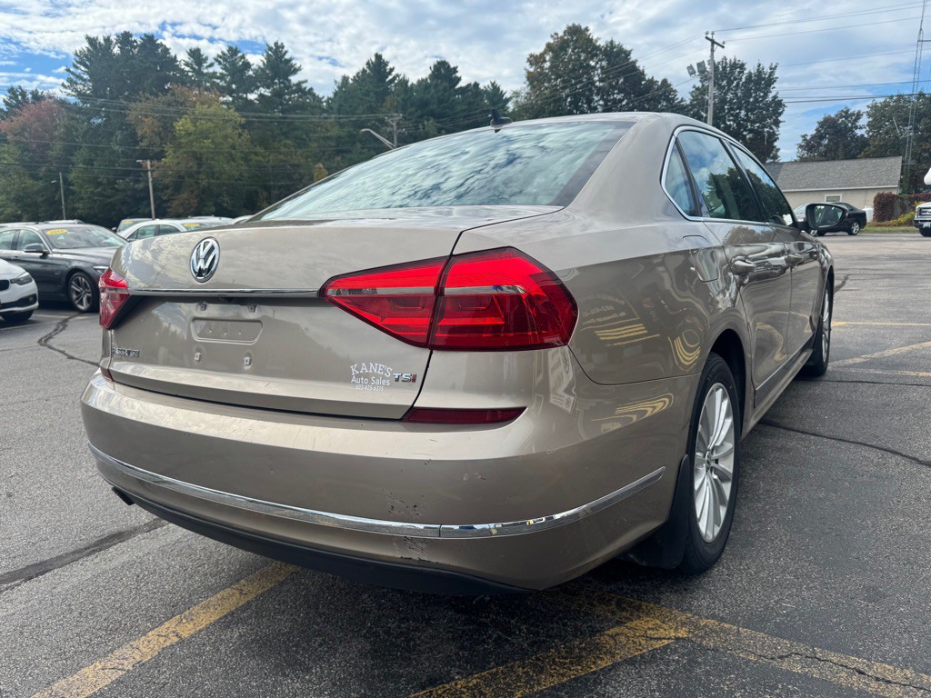 2016 Volkswagen Passat Image 6