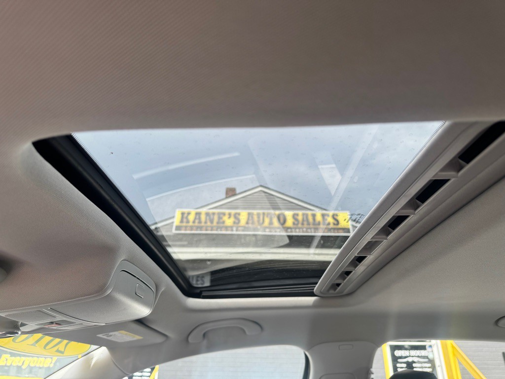 2016 Volkswagen Passat Image 13