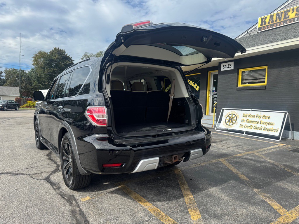 2017 Nissan Armada Image 11