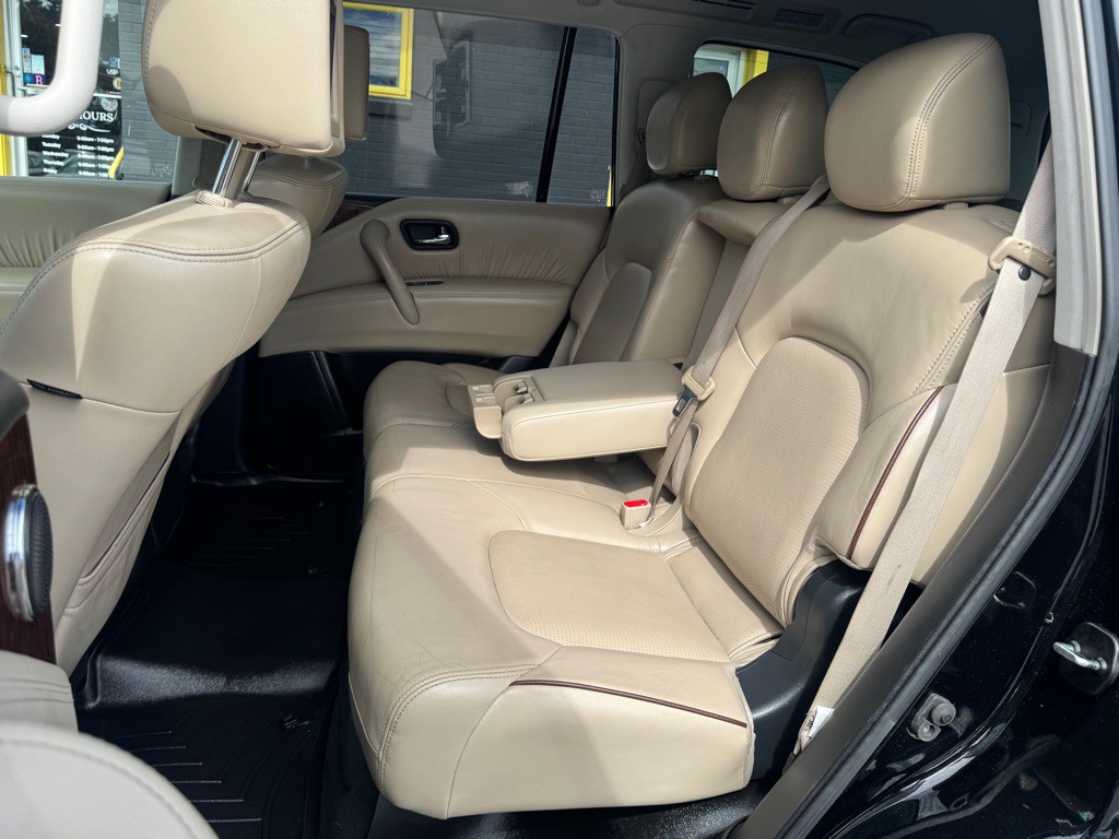 2017 Nissan Armada Image 22