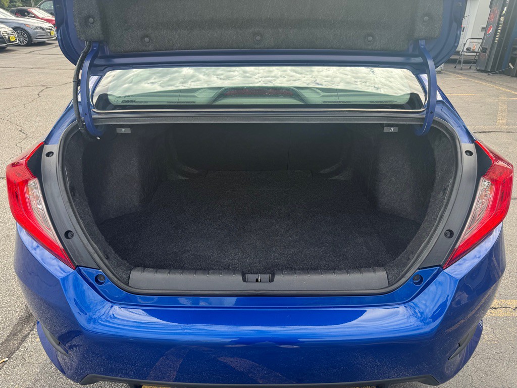 2019 Honda Civic Image 9