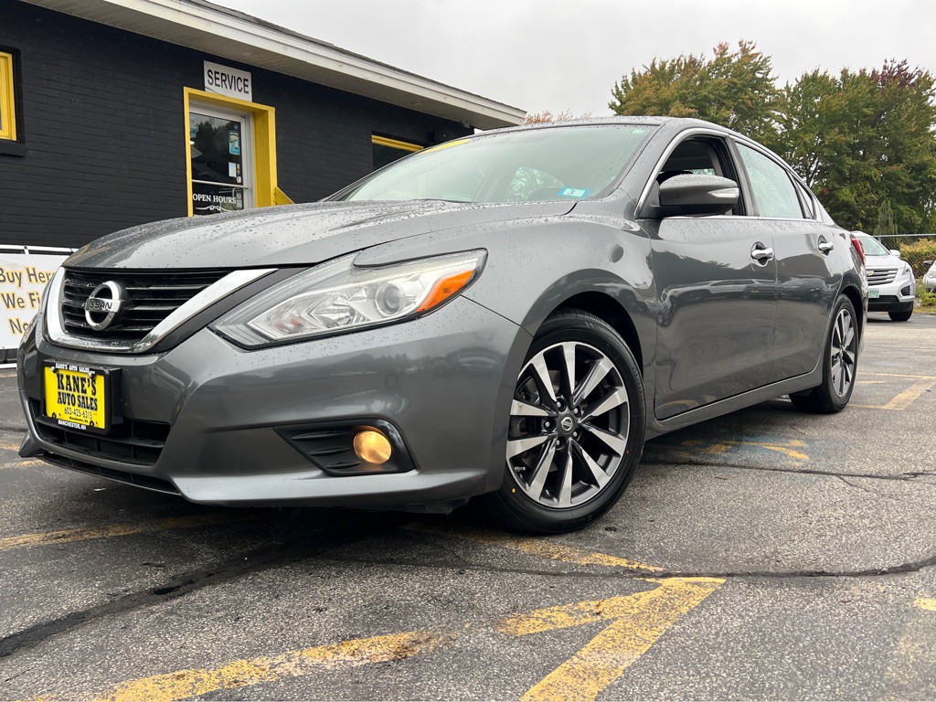 2017 Nissan Altima Image 2