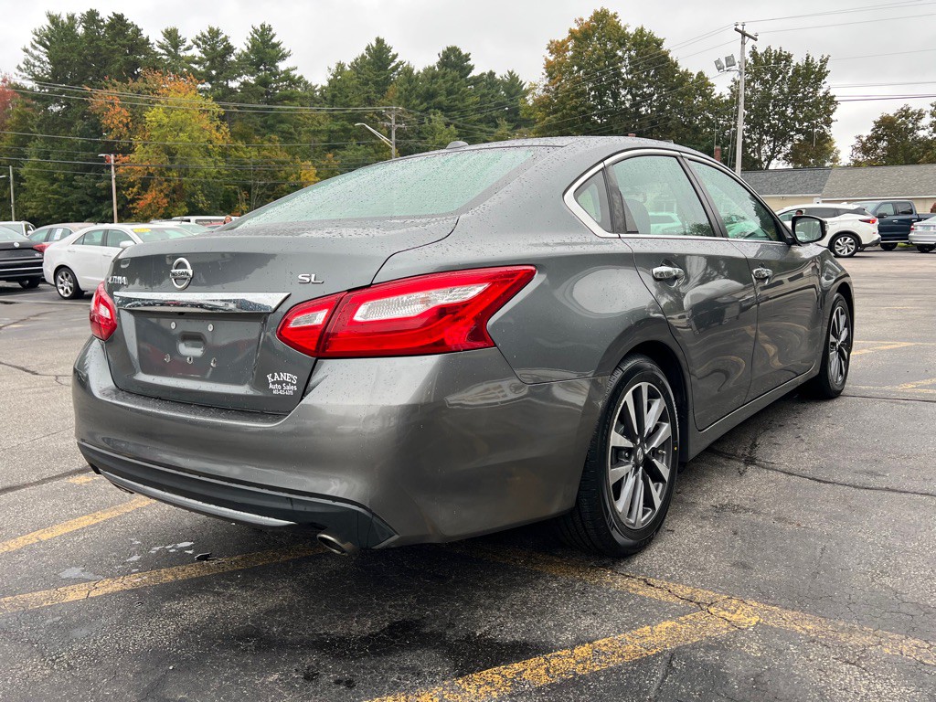 2017 Nissan Altima Image 6