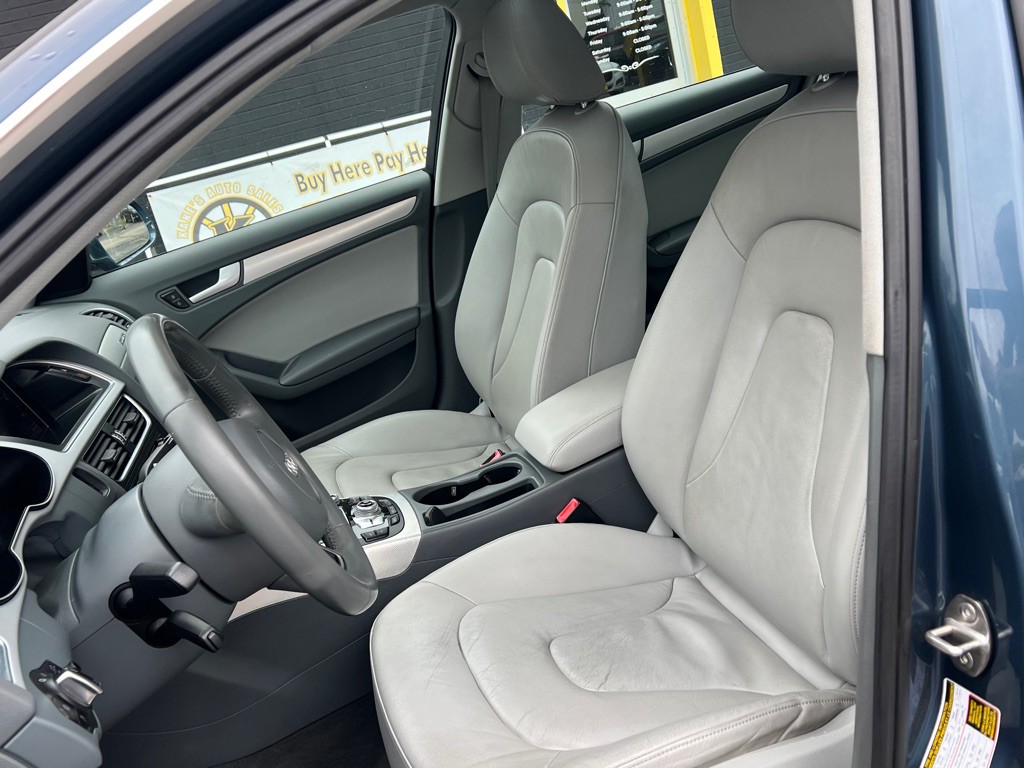 2015 Audi A4 Image 9