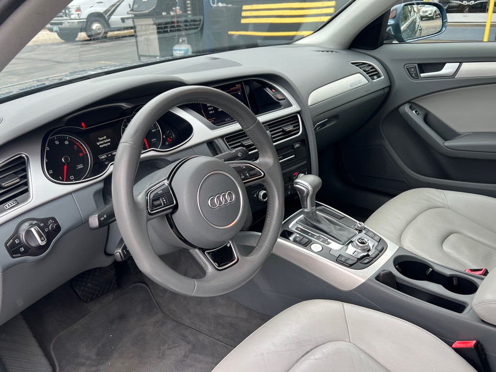 2015 Audi A4 Image 11