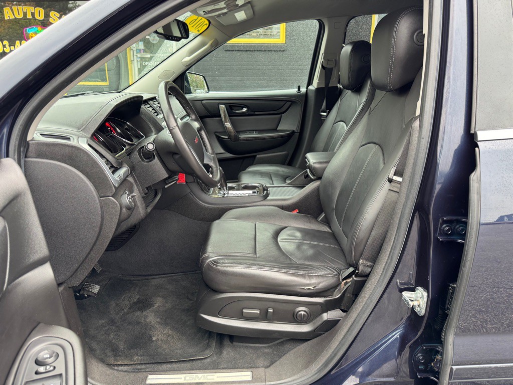 2016 GMC Acadia Image 12
