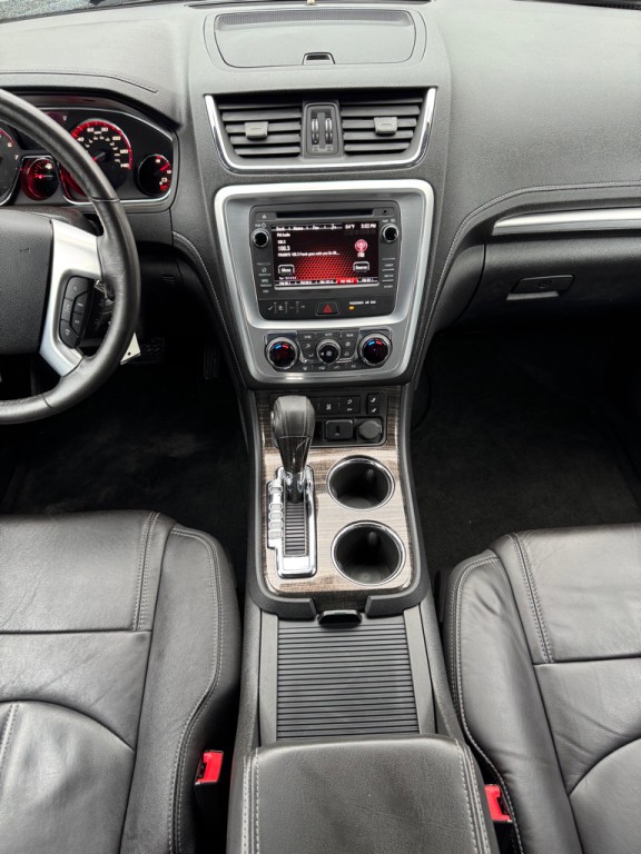 2016 GMC Acadia Image 17