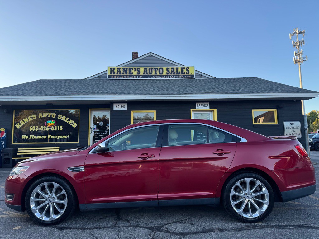 2017 Ford Taurus Image 1