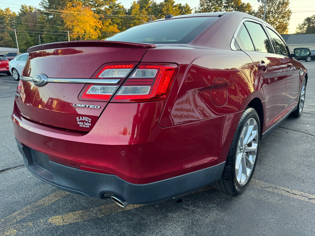2017 Ford Taurus Image 6