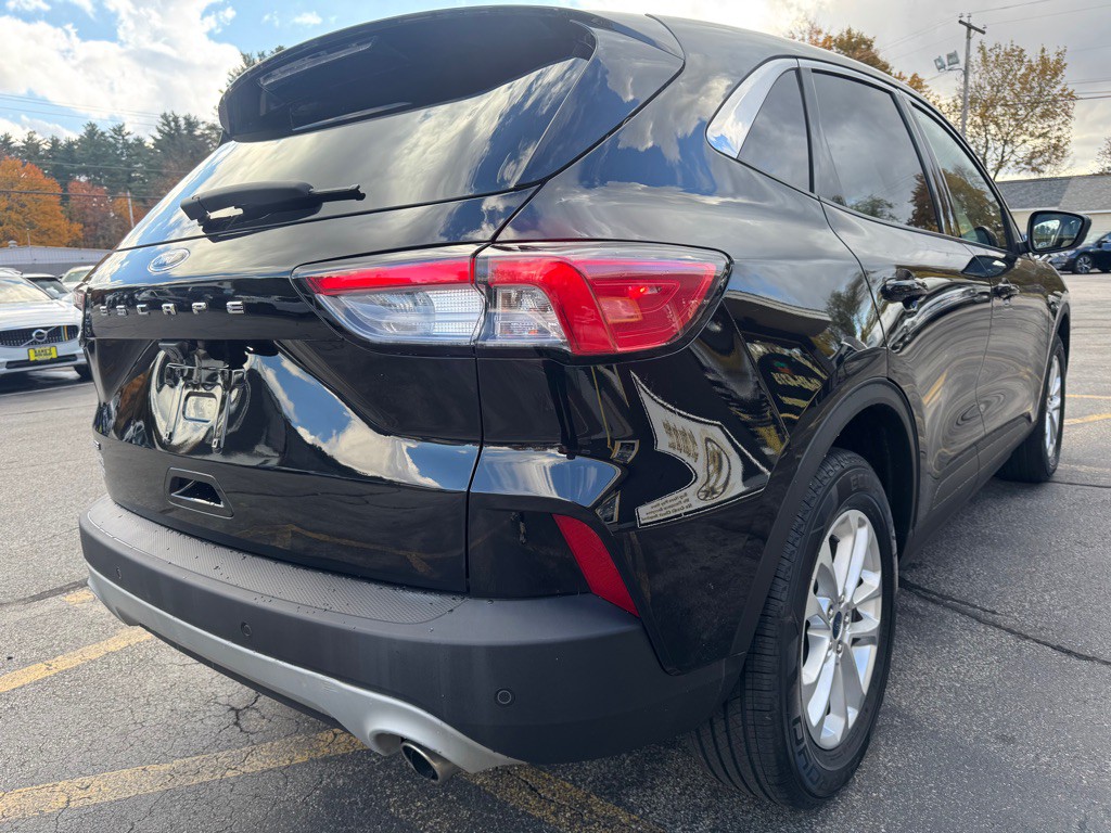 2020 Ford Escape Image 5