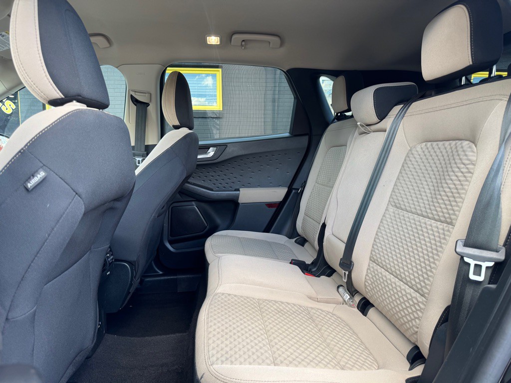 2020 Ford Escape Image 16