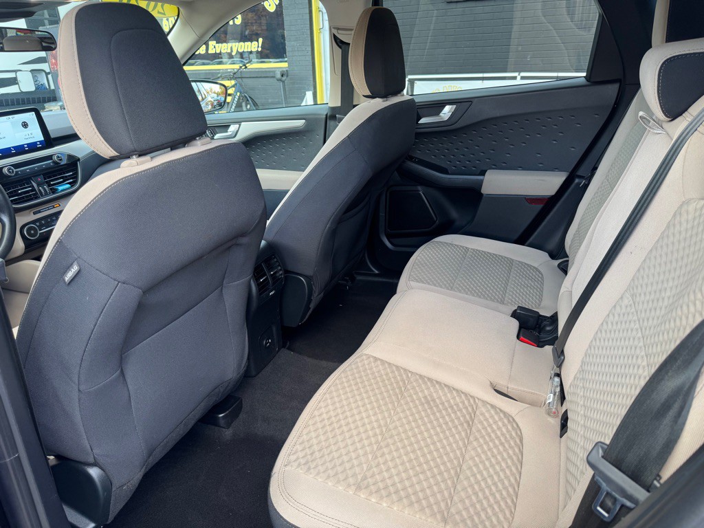 2020 Ford Escape Image 17