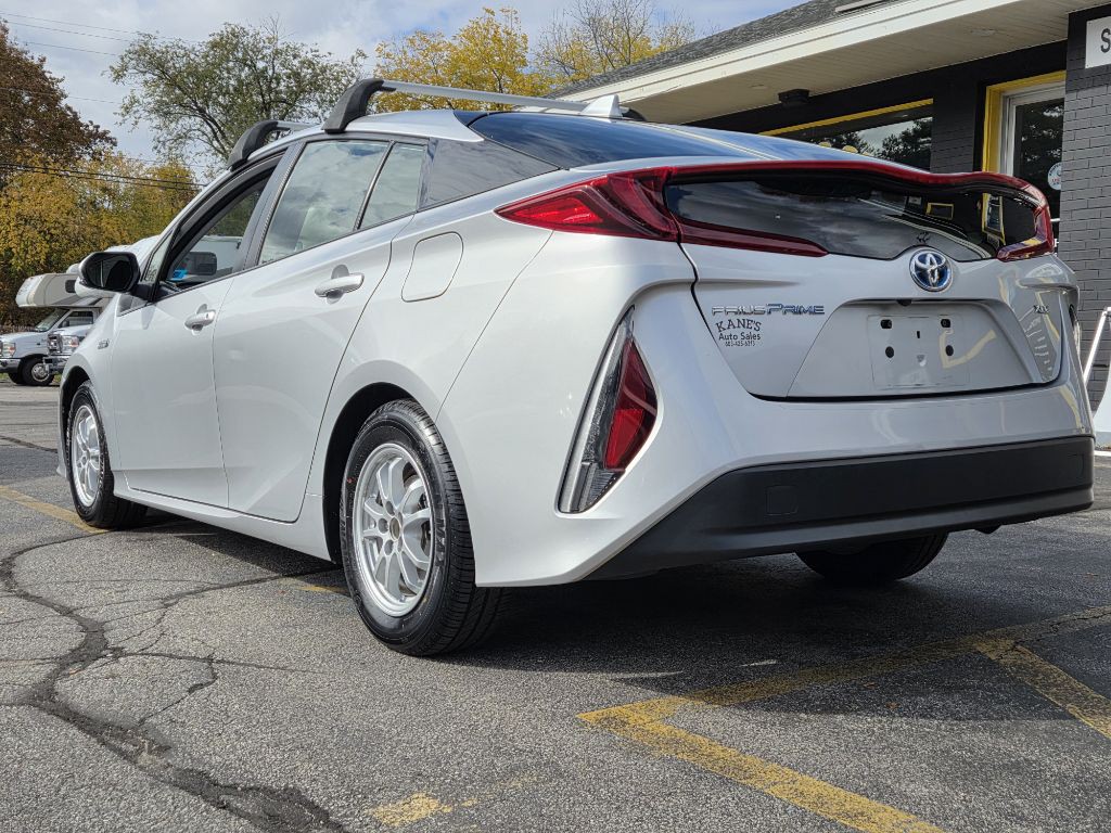 2021 Toyota Prius Image 9