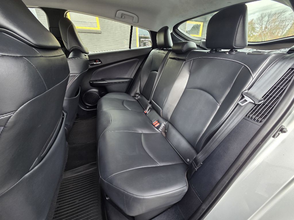 2021 Toyota Prius Image 17