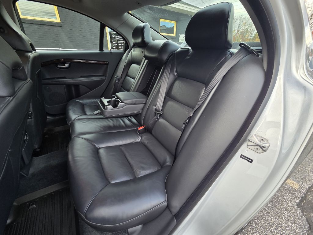 2015 Volvo S80 Image 18