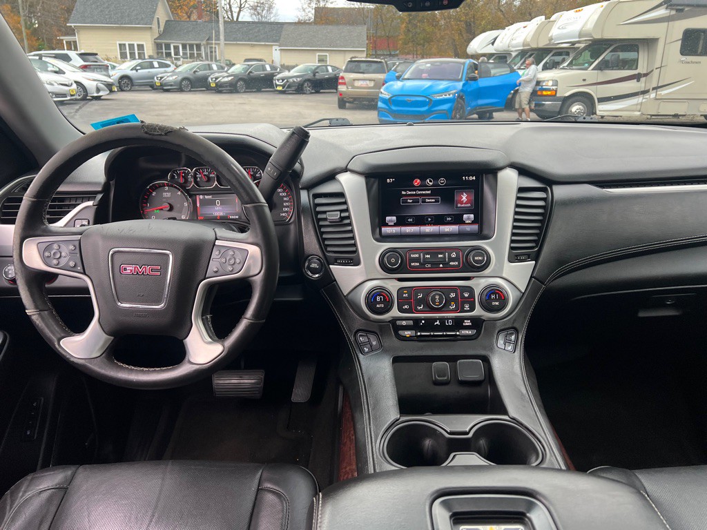 2015 GMC Yukon Image 16