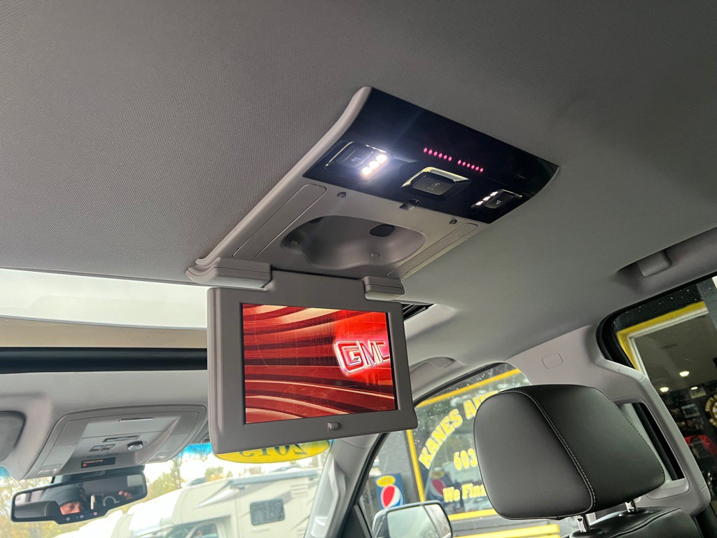 2015 GMC Yukon Image 27