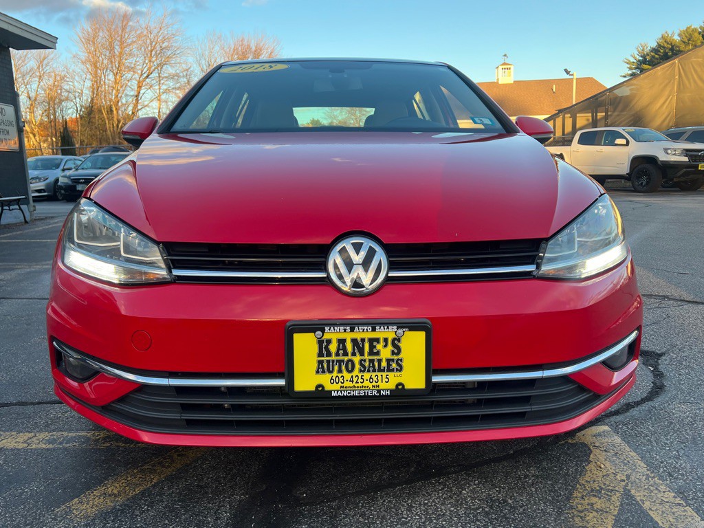 2018 Volkswagen Golf Image 3