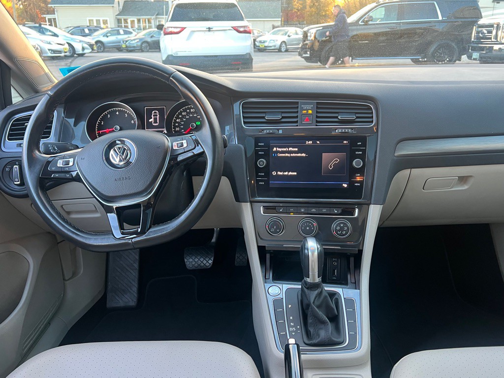 2018 Volkswagen Golf Image 14