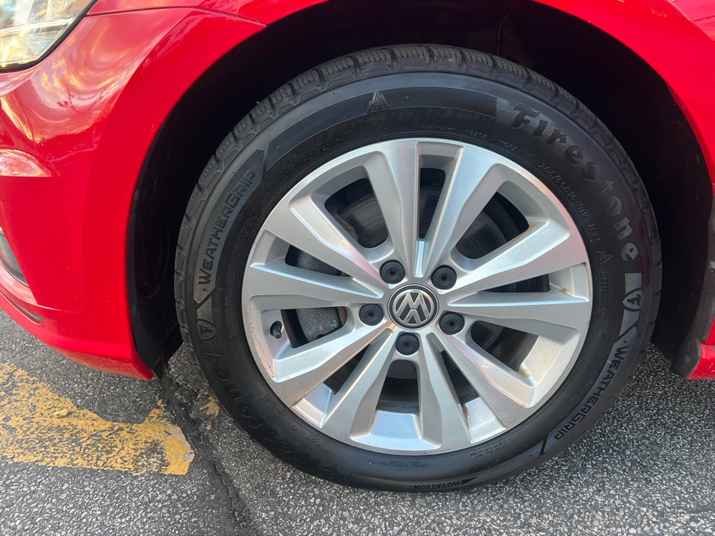 2018 Volkswagen Golf Image 23