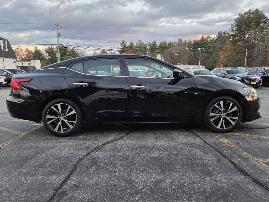 2018 Nissan Maxima Image 8