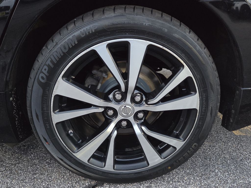 2018 Nissan Maxima Image 22