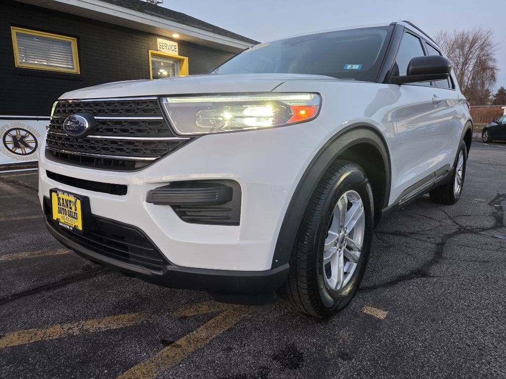 2021 Ford Explorer Image 2