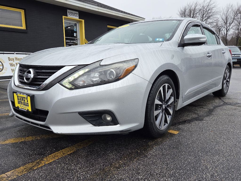 2016 Nissan Altima Image 4