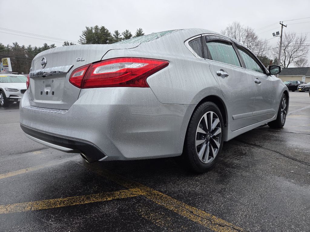 2016 Nissan Altima Image 7