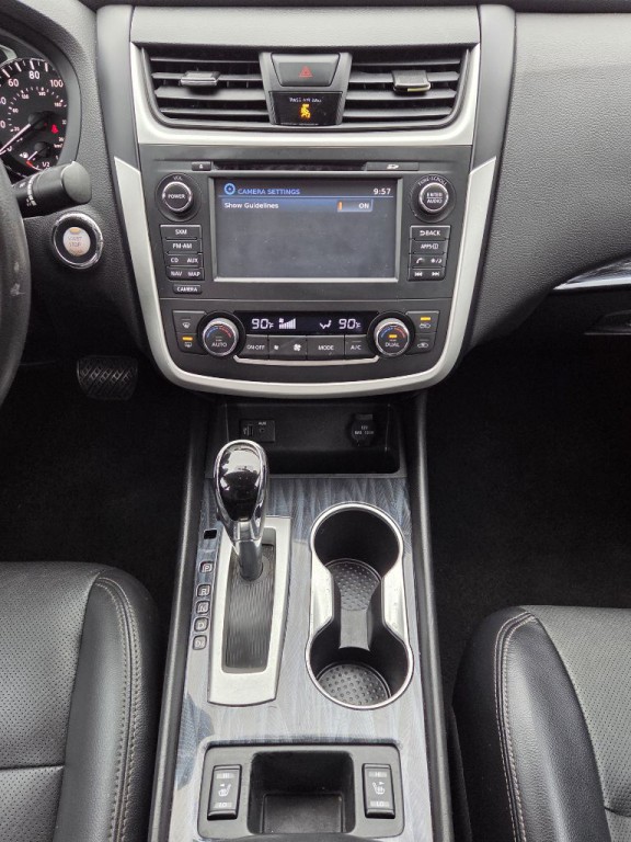 2016 Nissan Altima Image 14