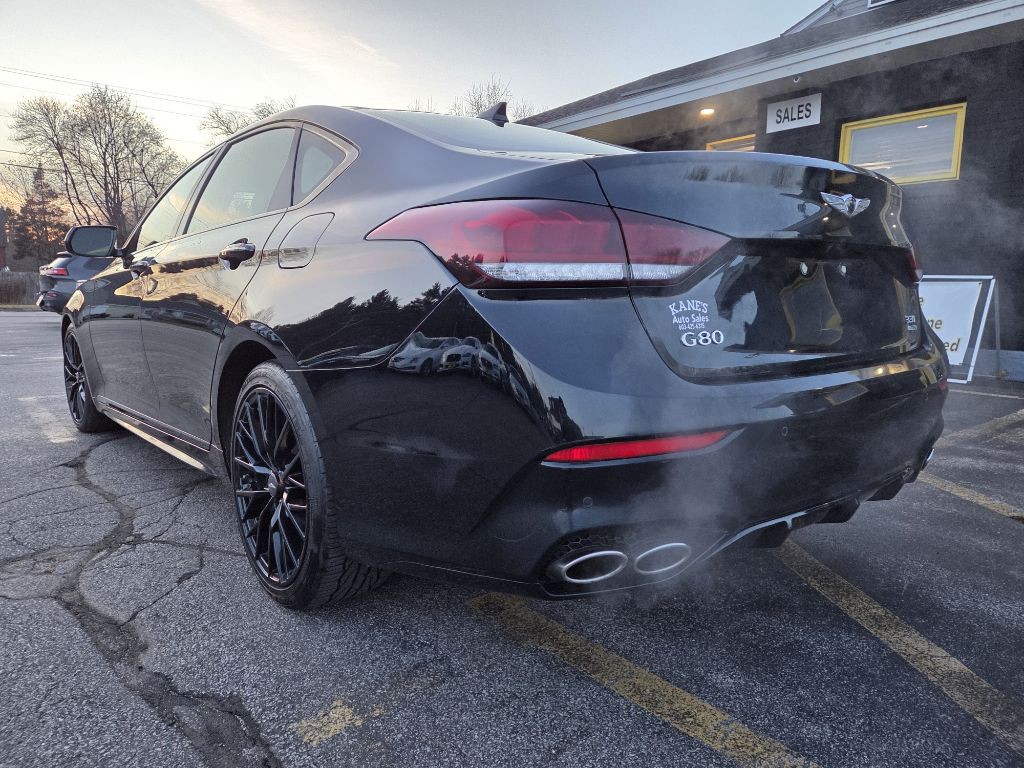 2018 Genesis G80 Image 8