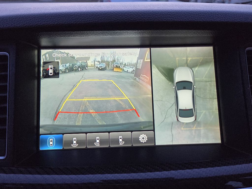 2018 Genesis G80 Image 16