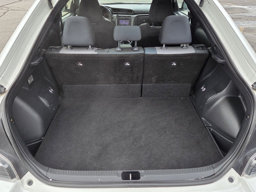 2015 Scion tC Image 9