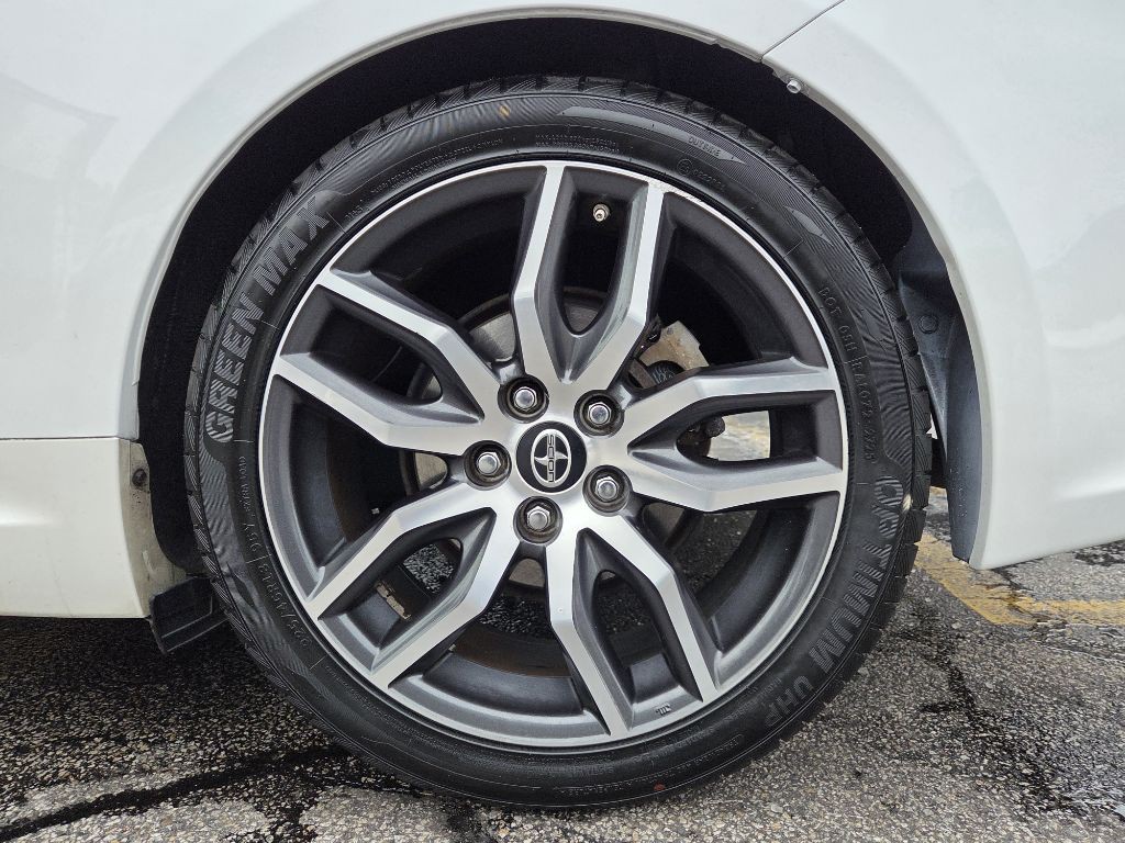 2015 Scion tC Image 19