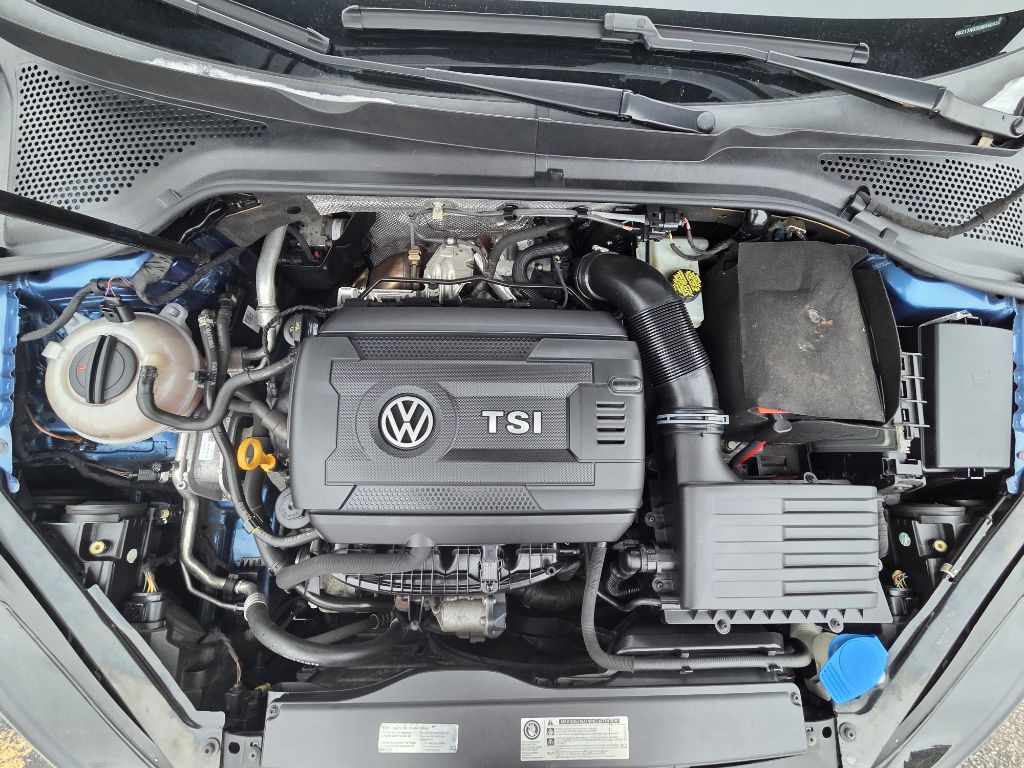 2016 Volkswagen Golf Image 22