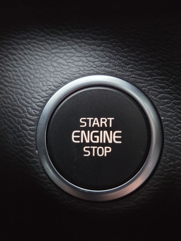 2022 Volvo XC40 Image 17