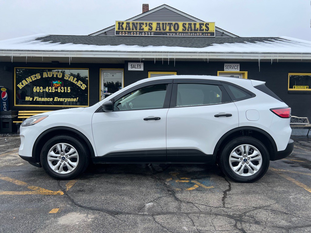 2021 Ford Escape Image 1