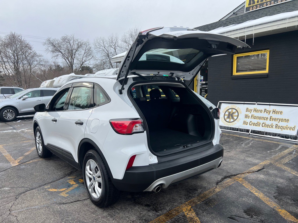 2021 Ford Escape Image 9