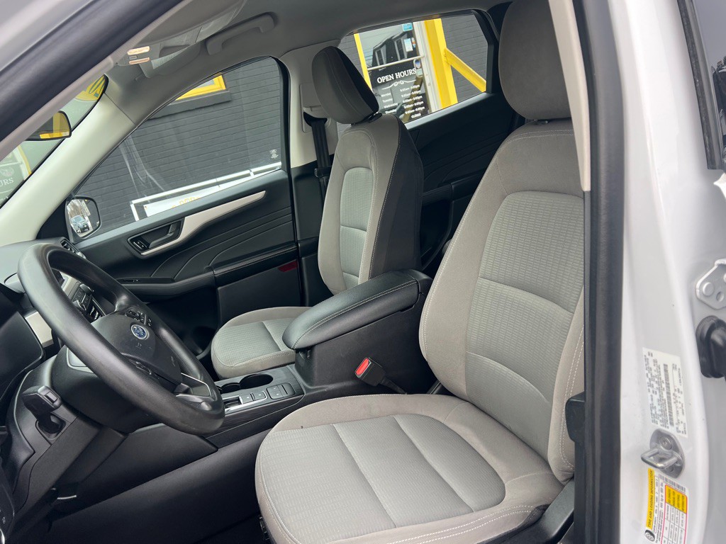 2021 Ford Escape Image 11