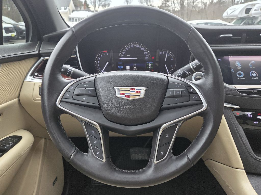 2017 Cadillac XT5 Image 10