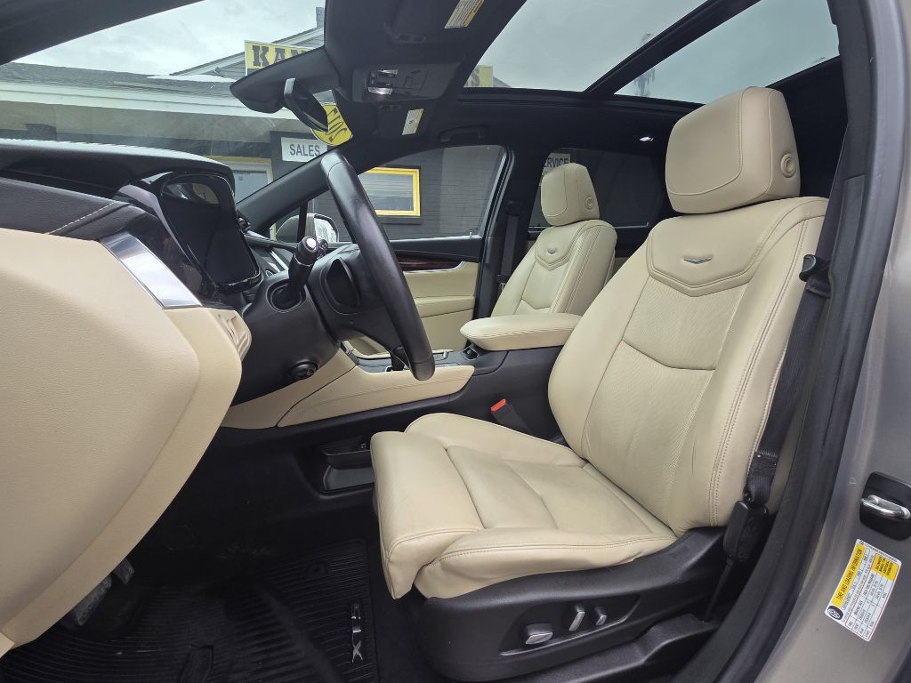 2017 Cadillac XT5 Image 11