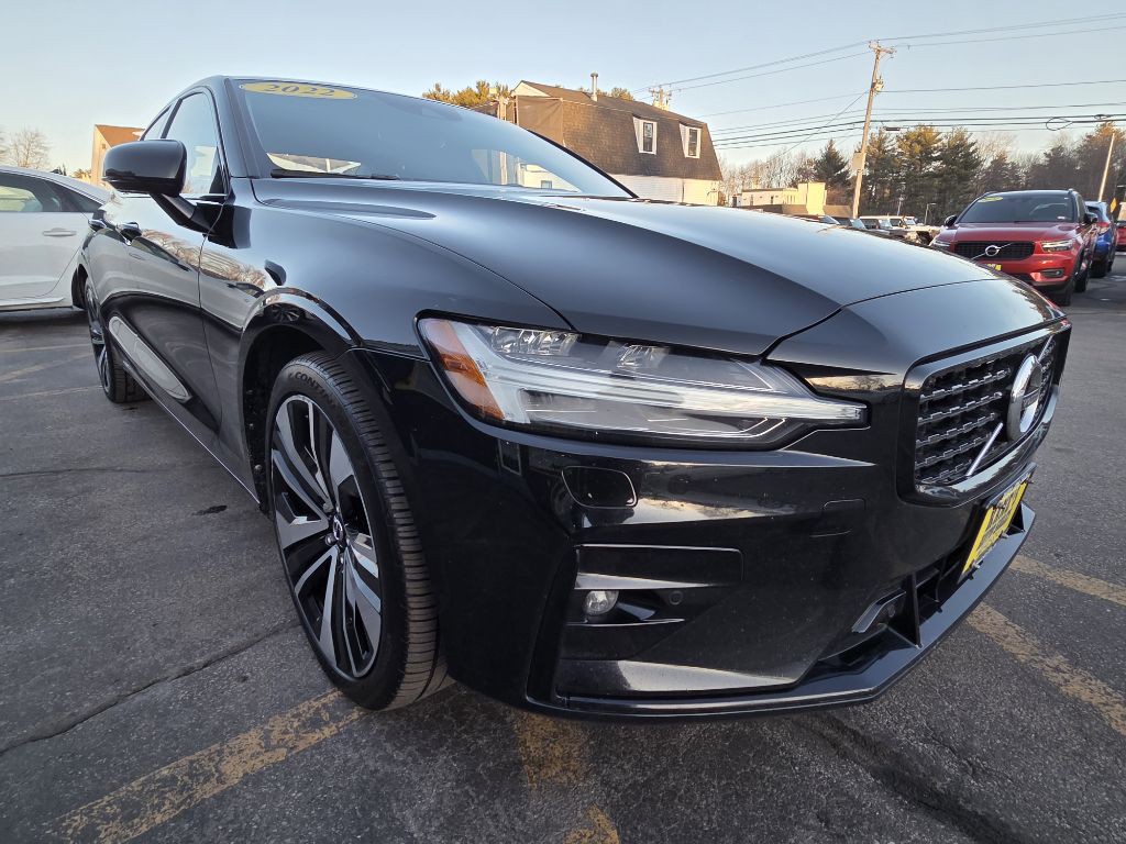 2022 Volvo S60 Image 4