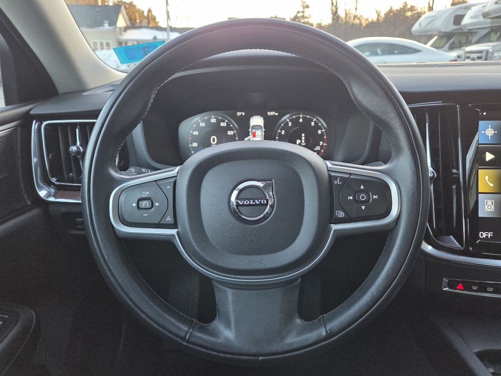 2022 Volvo S60 Image 12