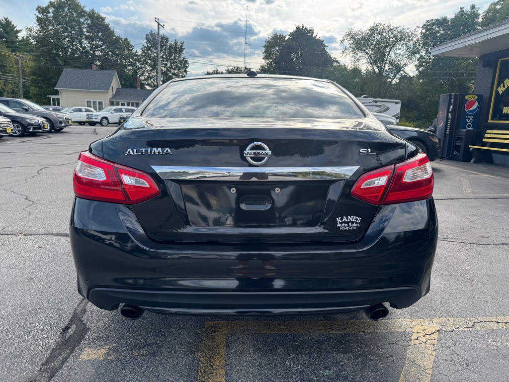 2016 Nissan Altima Image 7