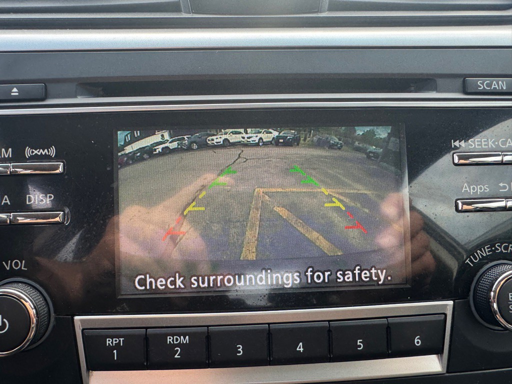 2016 Nissan Altima Image 17