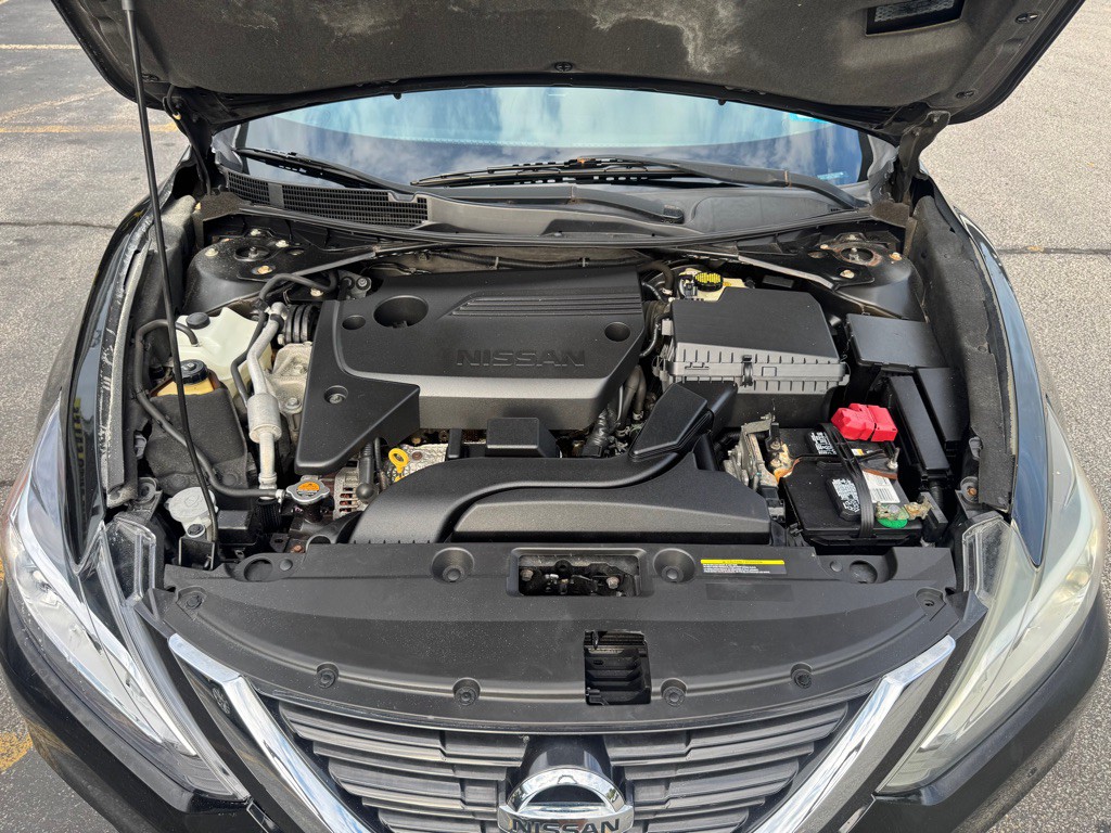 2016 Nissan Altima Image 23