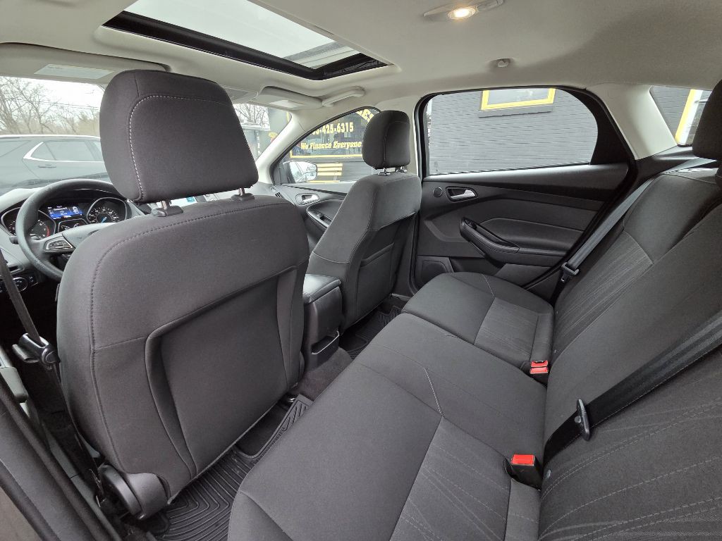 2018 Ford Focus Image 18